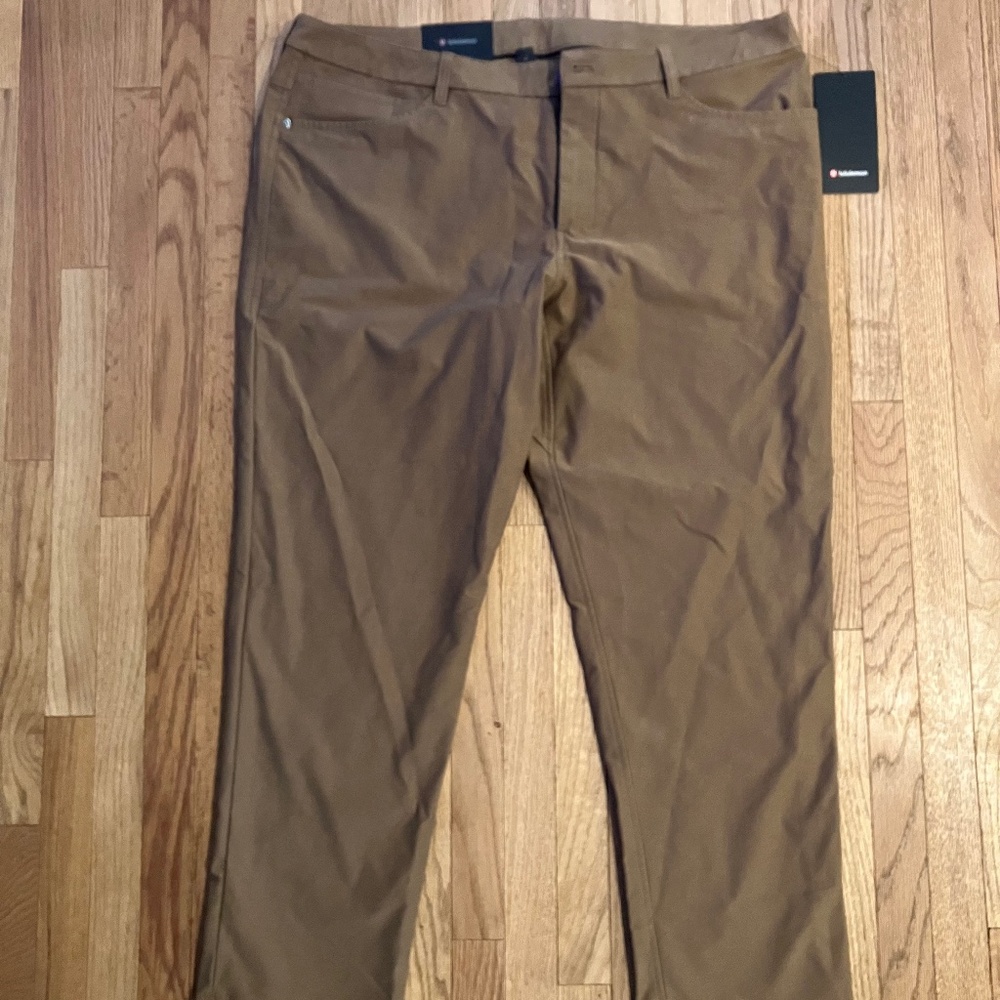 Men’s Lululemon ABC Pant Classic